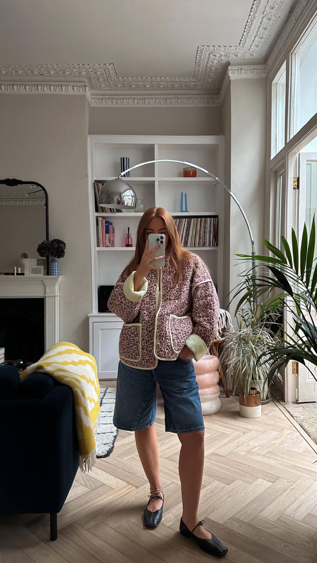 Jessica – Trendy dames bomberjack met bloemenprint en retro look voor lente en zomer