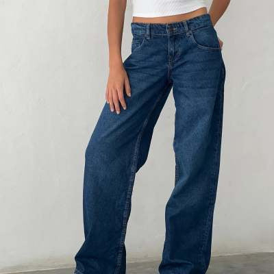 Vanessa – Brede Denim Broek met Vrouwelijke Snit
