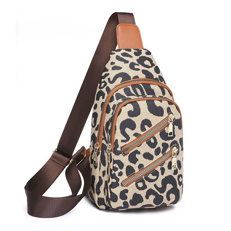 Natalie – Luipaardprint Schoudertas met Hoofdtelefoonaansluiting