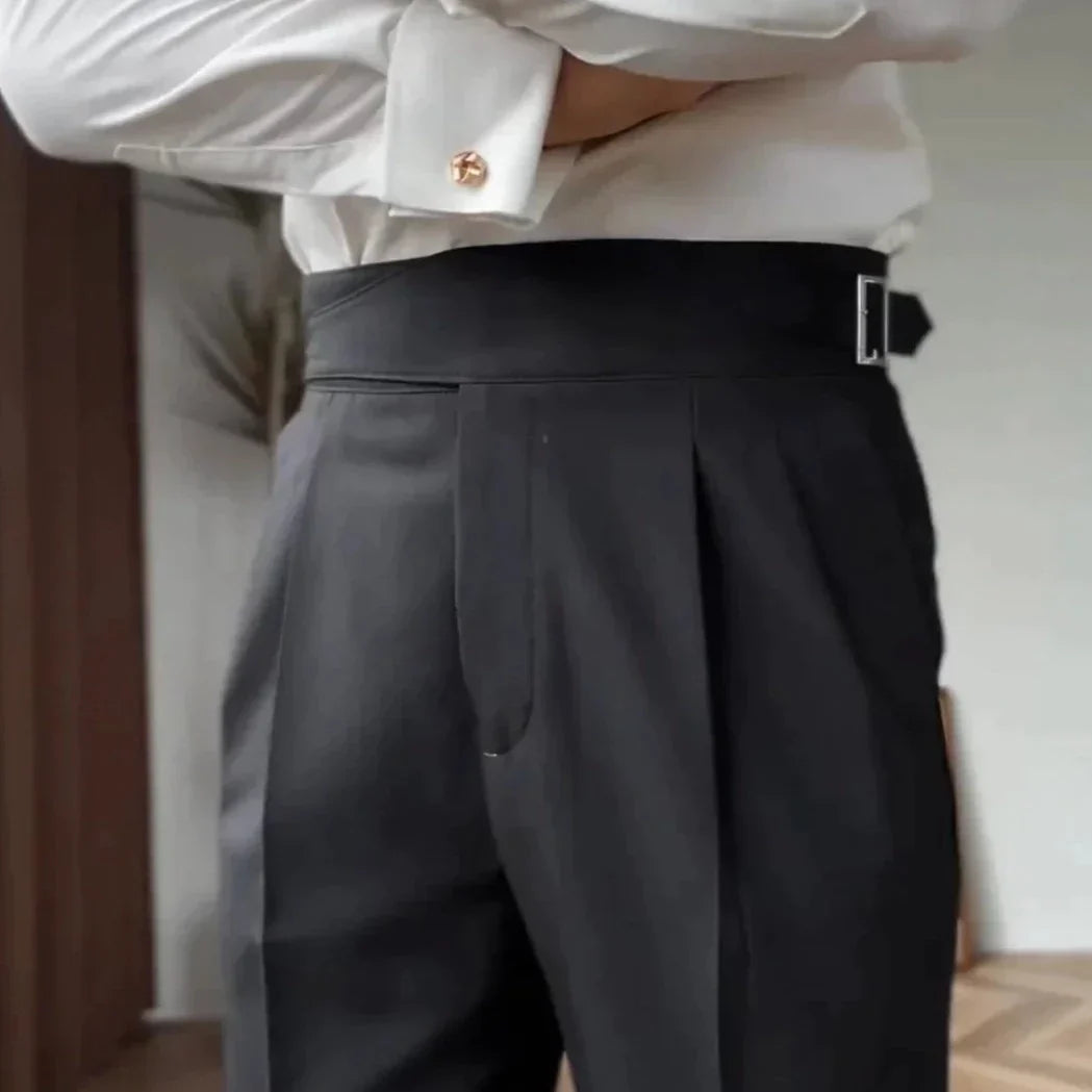 Heren Hoge Taille Pantalon op Maat – Klassieke Geplooide Broek met Gespsluiting, Zakelijke en Formele Stijl