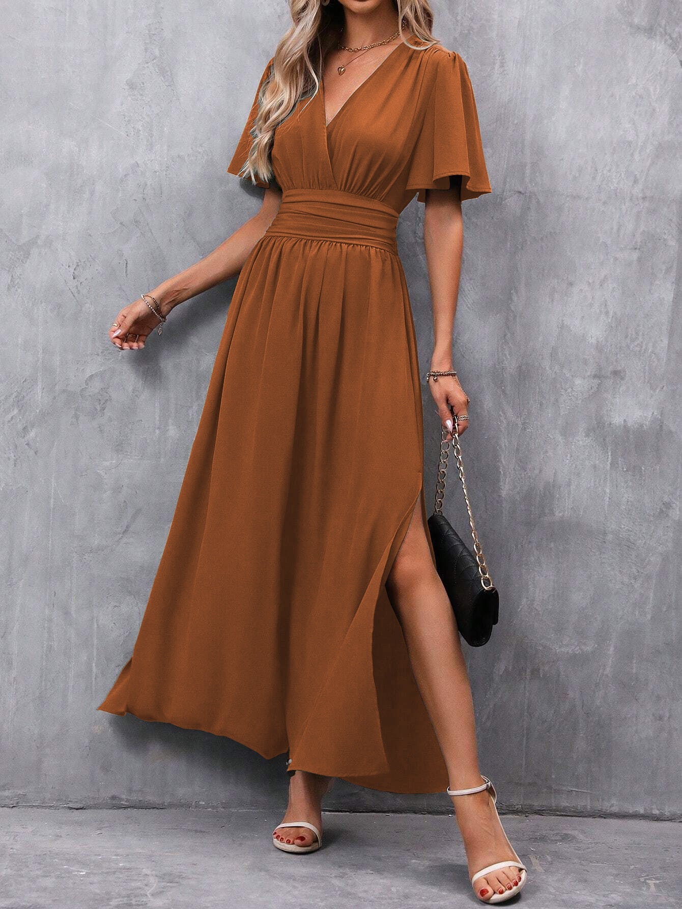 Elizabeth – Elegante Split Jurk