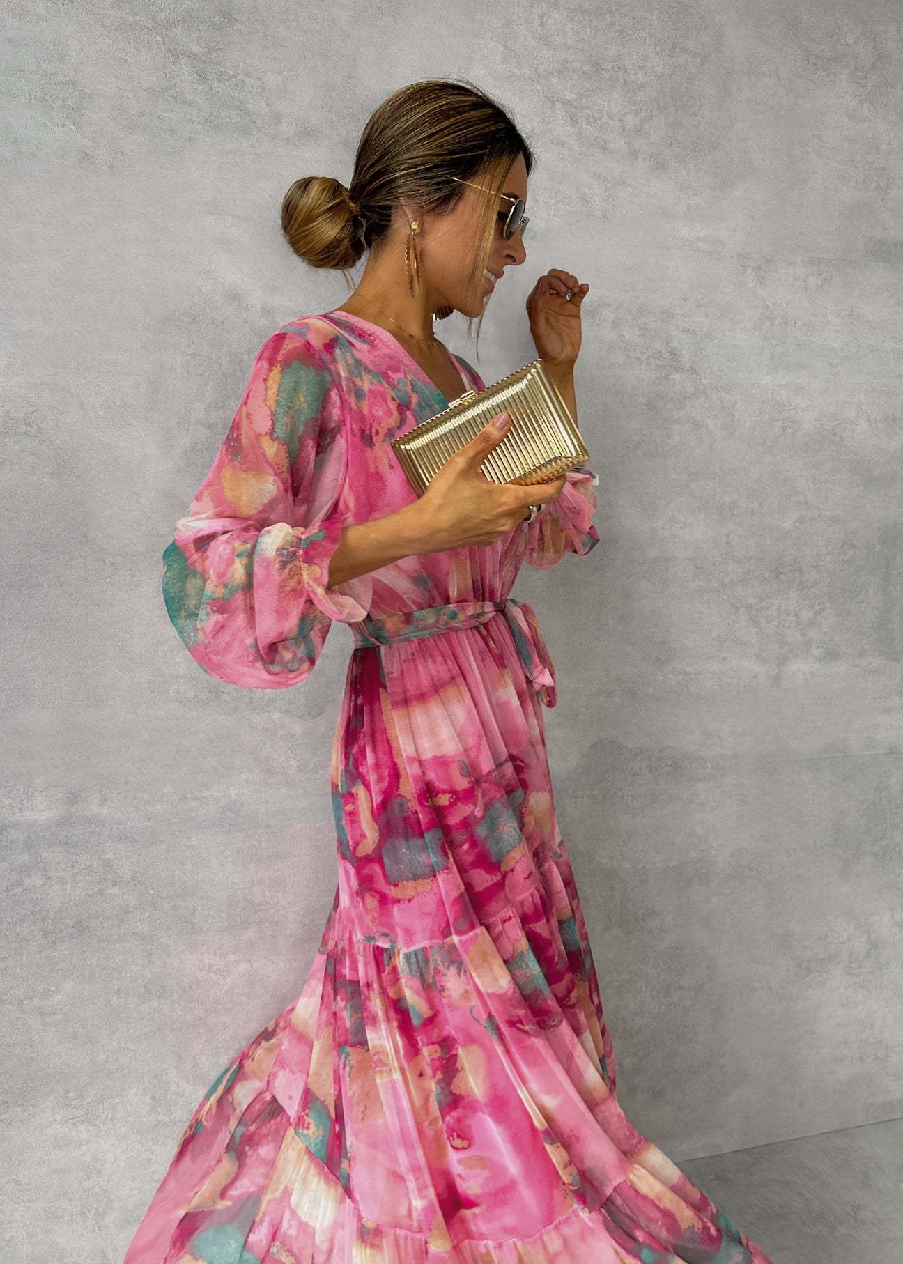 Gillian – Elegant Chiffon Jurk met Trekkoord en Patchwork