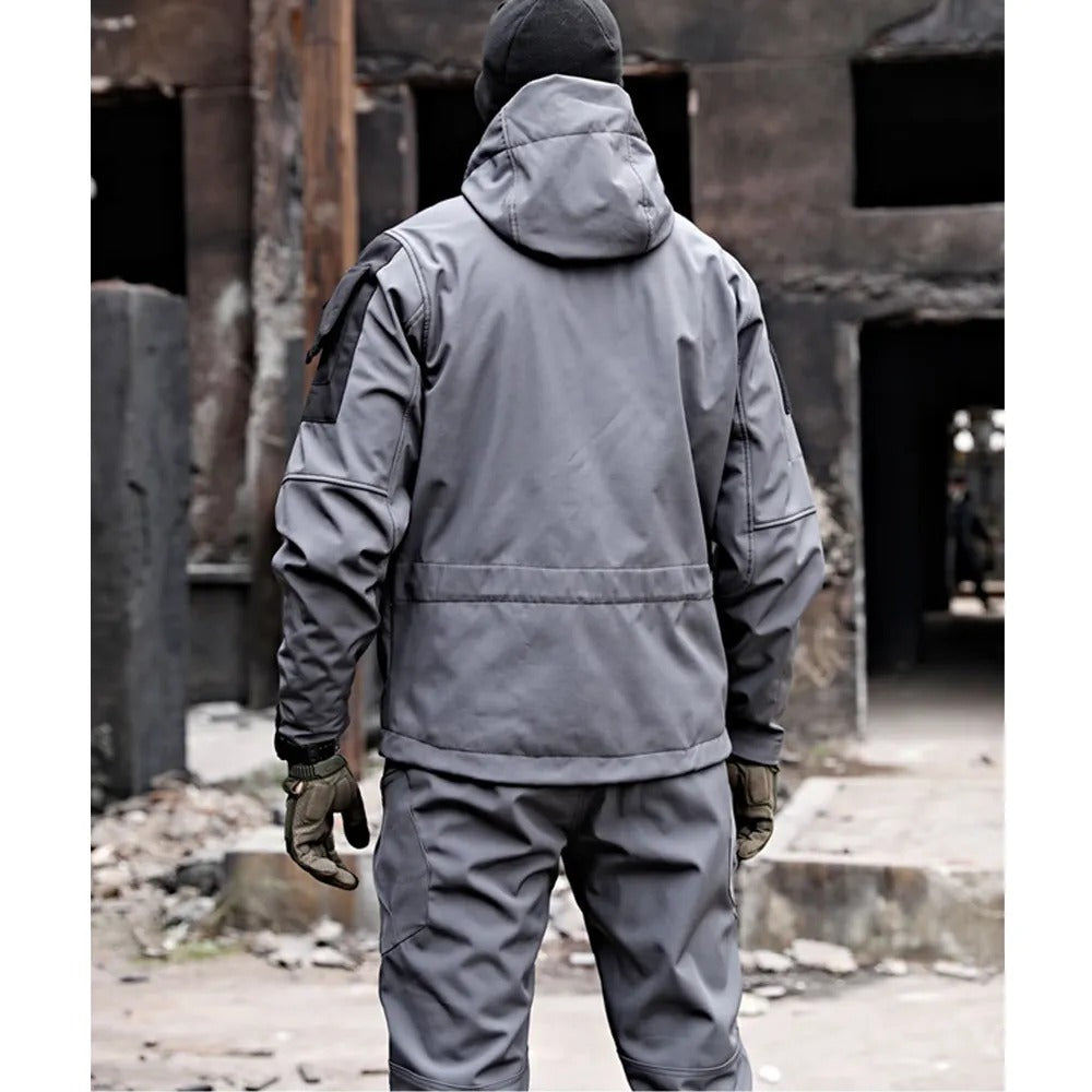 Heren Outdoor Tactisch Softshell Set – Jas en Broek voor Avontuur en Survival