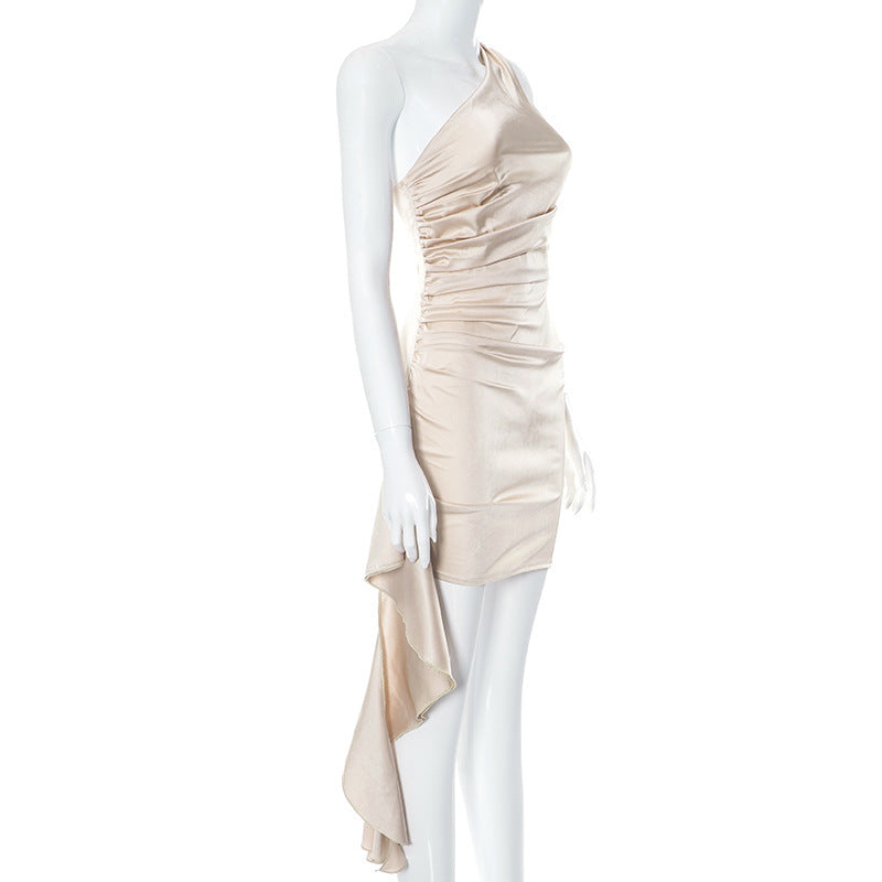 Amelia – One-shoulder Mouwloze Mini Jurk Sexy Slim Rugloze Rok