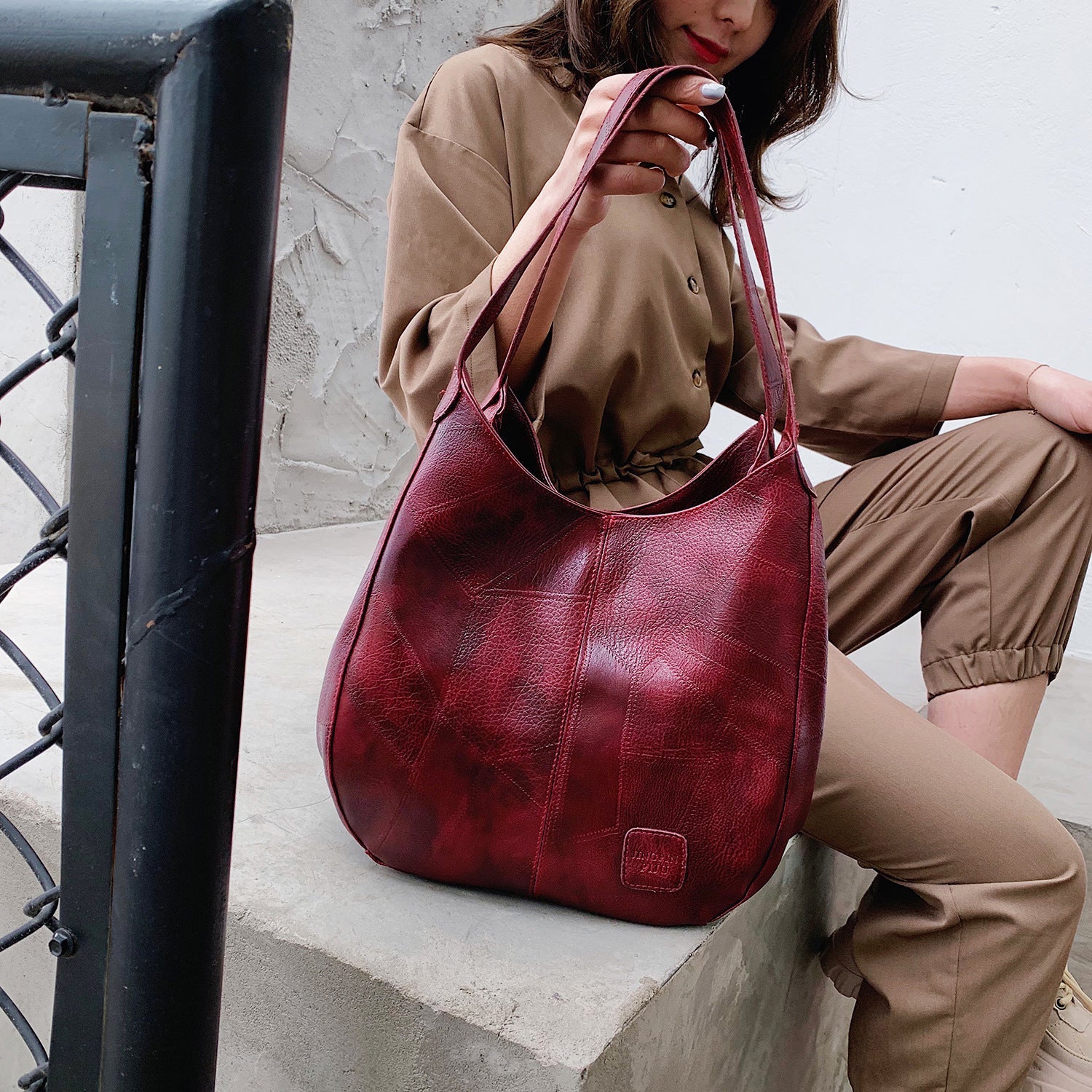 Tara – Vintage Luxe Schoudertas