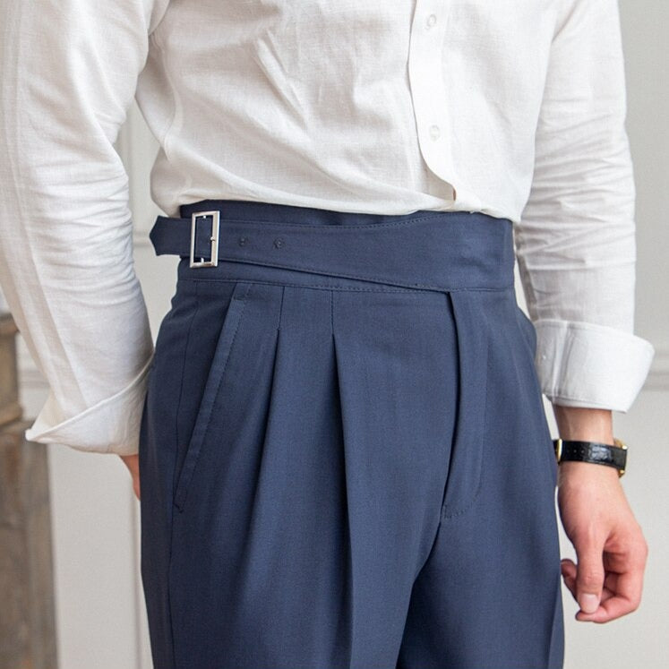 Heren Hoge Taille Pantalon op Maat – Klassieke Geplooide Broek met Gespsluiting, Zakelijke en Formele Stijl